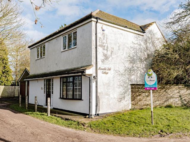 House for sale in West Hougham, Ash