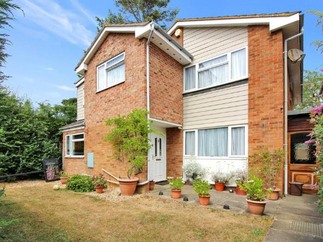 House for sale in Haynes, Bedfordshire