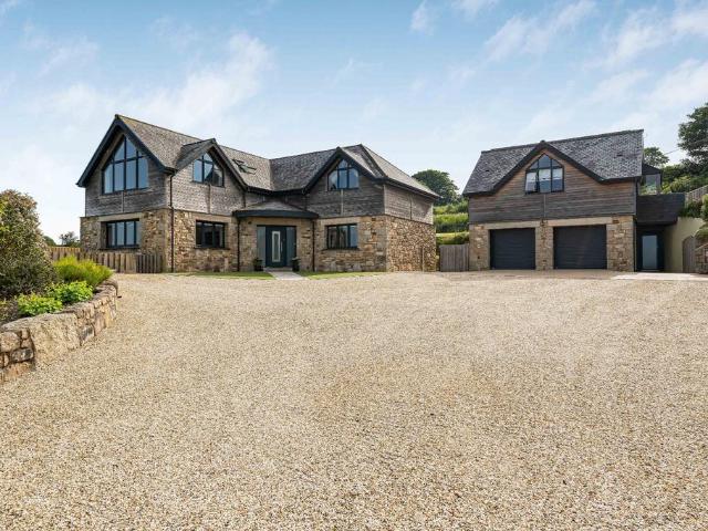 House for sale in Penbeagle, Cornwall