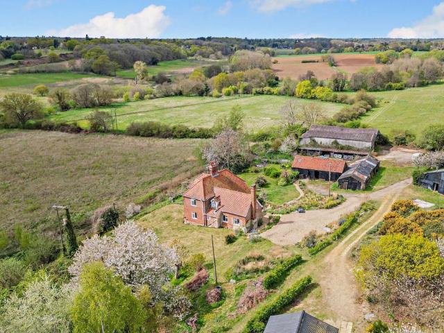House for sale in Eastbridge, Suffolk