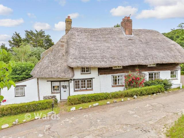 House for sale in Oad Street, Kent