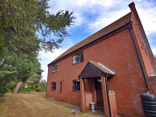 House for sale in Comers, Norfolk