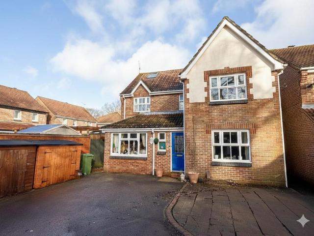 House for sale in Whiteley, Hampshire