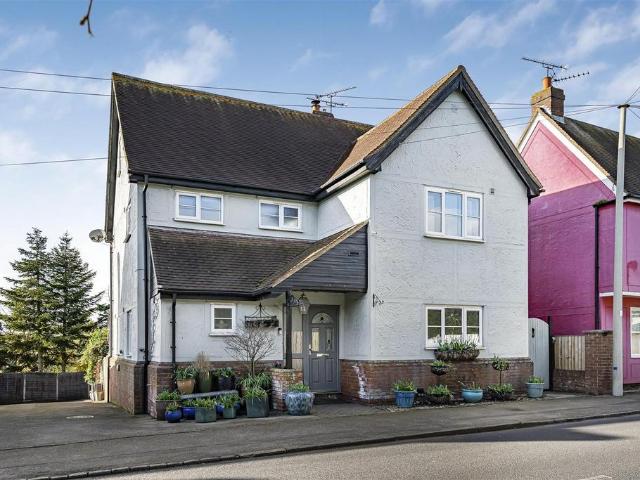 House for sale in Duton Hill, Essex