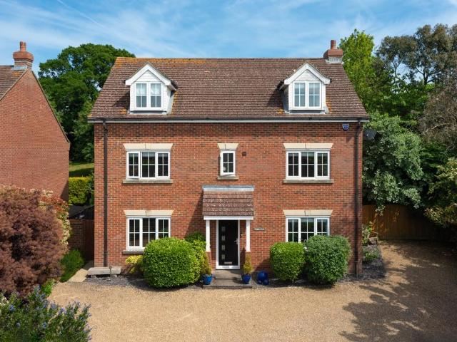 House for sale in Park Farm, Bridgefield