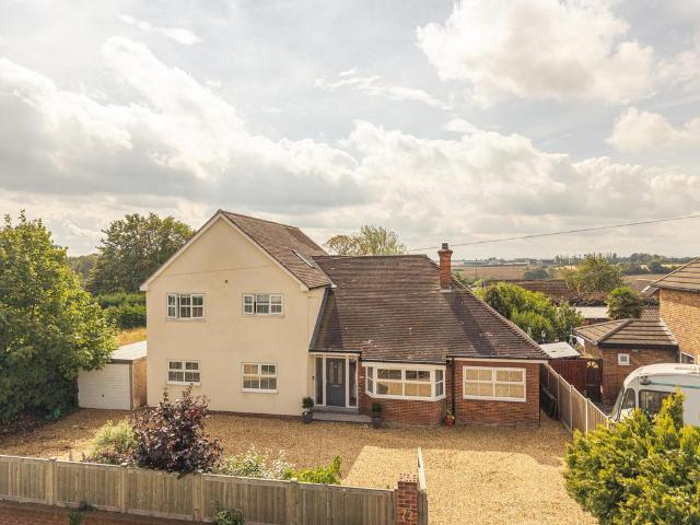 House for sale in Garforth, West Yorkshire