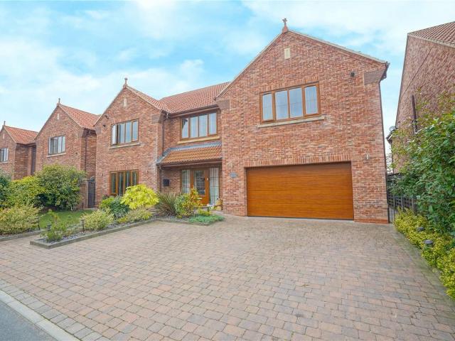 House for sale in Wickersley, South Yorkshire