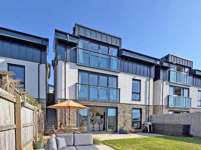 House for sale in Penwartha Coombe, Cornwall