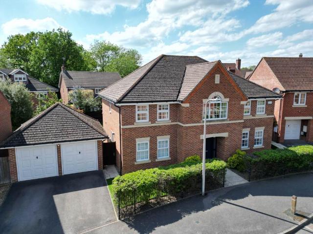 House for sale in Shinfield