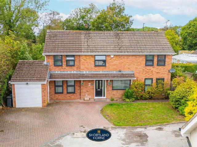 House for sale in Finham, West Midlands
