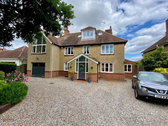 House for sale in Eastbridge, Suffolk