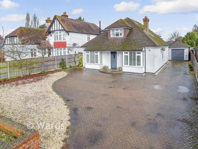 House for sale in Oad Street, Kent