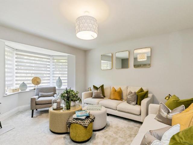 House for sale in Perryfields, West Sussex