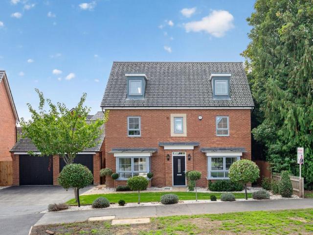 House for sale in Ise Lodge, Kettering