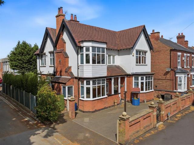 House for sale in Caldermill, East Midlands
