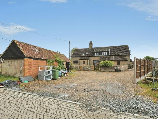 House for sale in Holme Hale, East Tuddenham