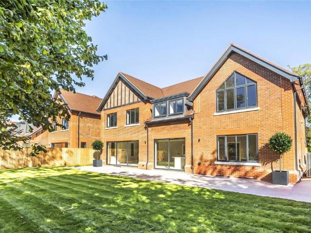 House for sale in Denham, Gerrards Cross and Chalfonts Community Board, Buckinghamshire