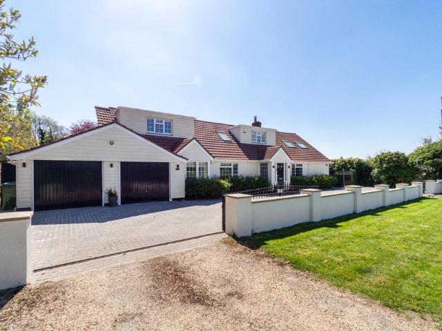 House for sale in Duton Hill, Essex