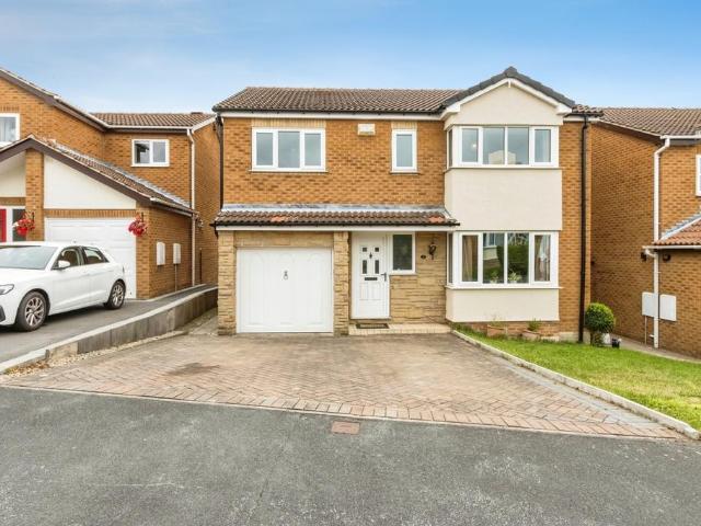 House for sale in West Ardsley, Tingley