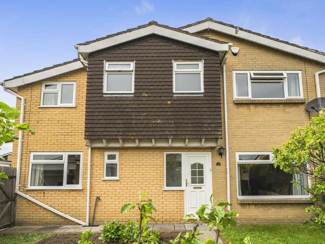 House for sale in Ewens Farm, Golden Valley