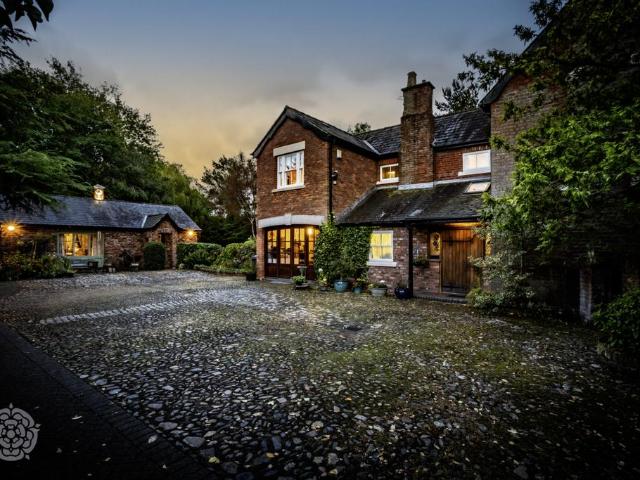 House for sale in Whittle Hall, Warrington