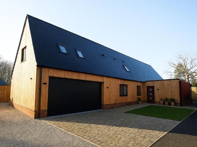 House for sale in Chelmondiston, Suffolk