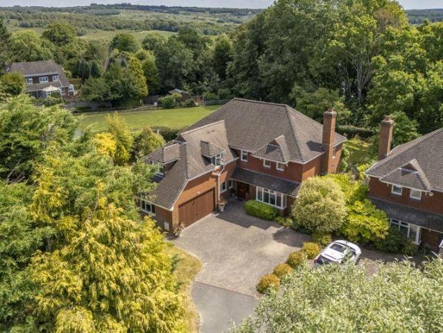 House for sale in Cross In Hand, East Sussex