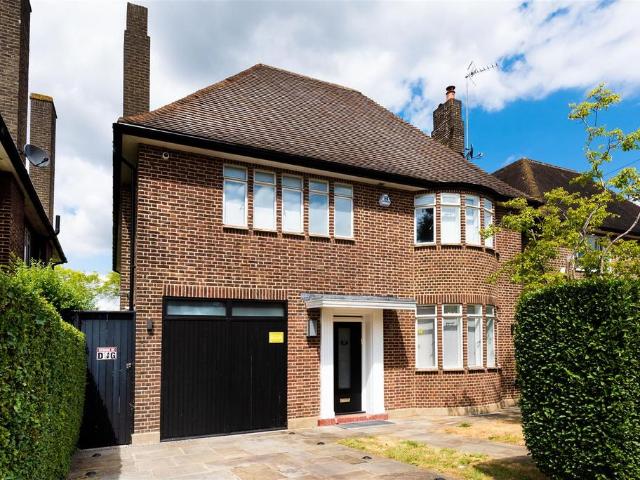 House for sale in Hampstead Garden Suburb, Greater London