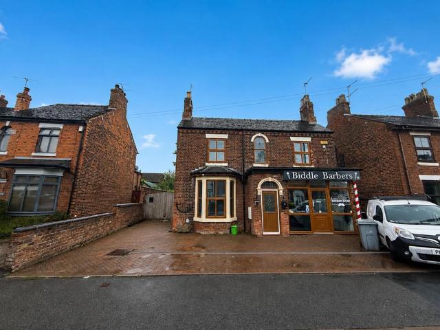 House for sale in Hall Drive Park, Alsager