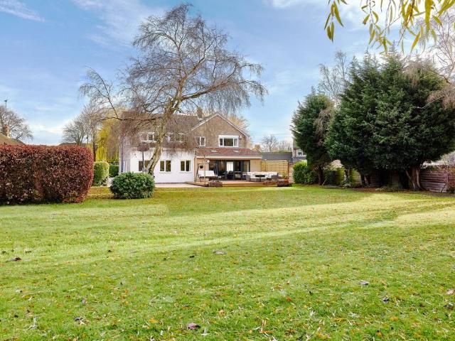 House for sale in Upton, West Yorkshire