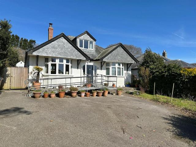 House for sale in Trelander, Penweathers