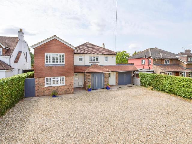 House for sale in Midway, Kent
