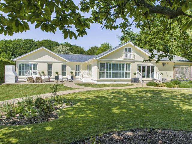 House for sale in Medmenham