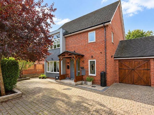 House for sale in Basingstoke, Basingstoke and Deane