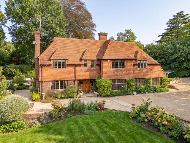 House for sale in Oxshott, Elmbridge