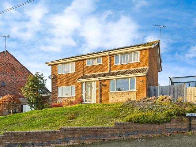 House for sale in Winshill, Beamhurst
