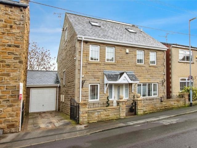 House for sale in West Ardsley, Tingley
