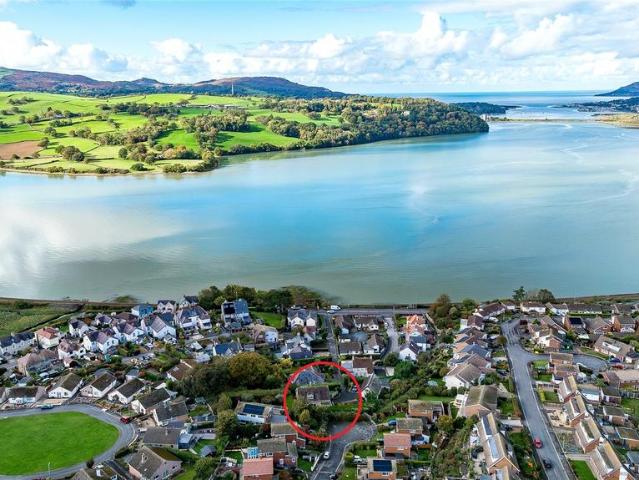 House for sale in Carreg y Groes, Llansanffraid Glan Conwy