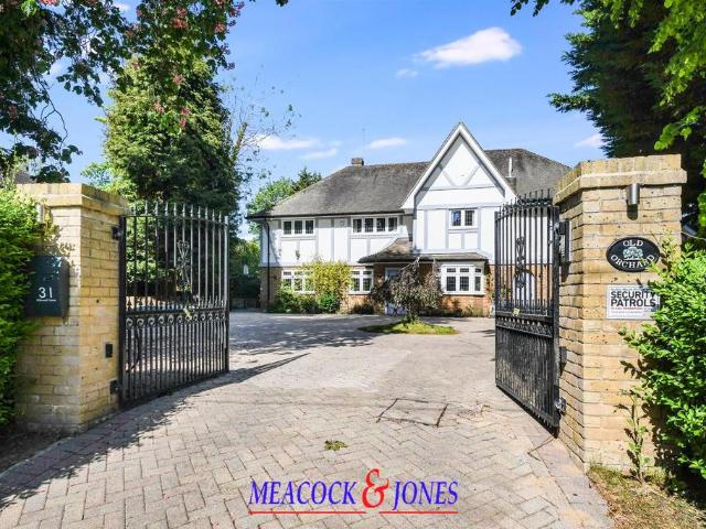 House for sale in Hutton, Navestock Side