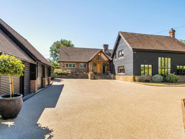 House for sale in Horsham, West Sussex