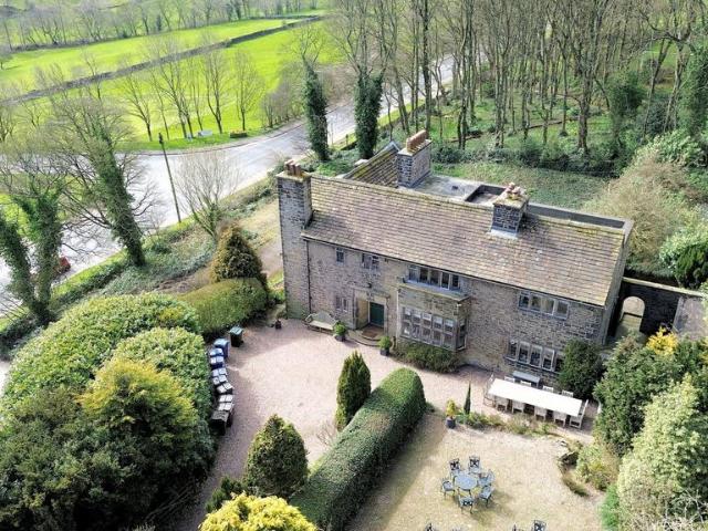 House for sale in Thurlstone, South Yorkshire