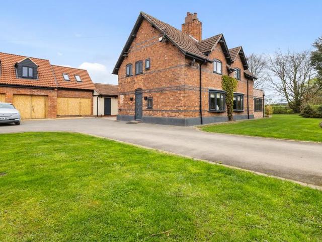 House for sale in Potters Corner, East Midlands