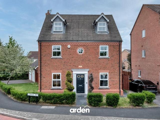 House for sale in Stoke Pound, Bromsgrove