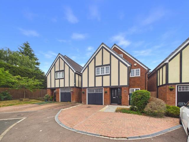 House for sale in Podsmead, Gloucester
