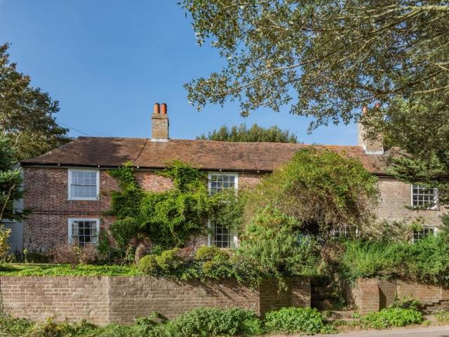 House for sale in Ash, Kent
