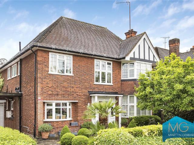 House for sale in Hendon, Greater London