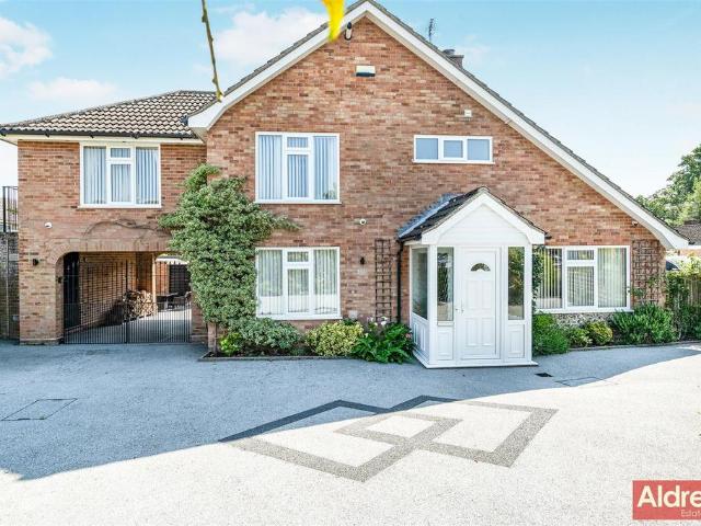 House for sale in Eastbridge, Suffolk