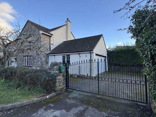 House for sale in Olveston, South Gloucestershire