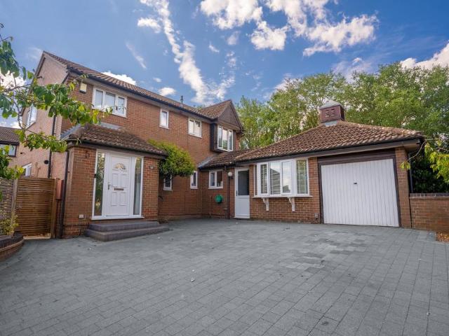 House for sale in Bar Hill, South Cambridgeshire
