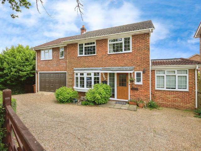 House for sale in Cross in Hand, Wealden